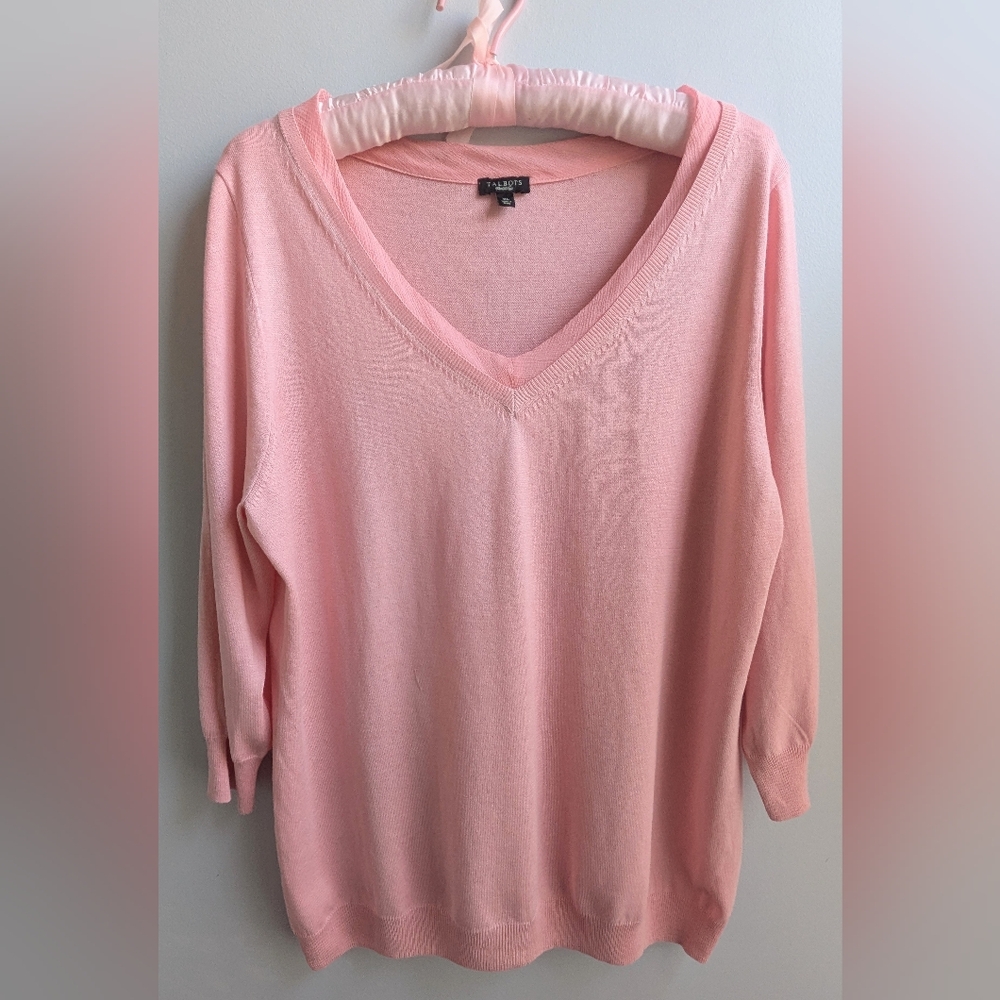 EUC...Talbots Silk/Cotton Blend  Soft Coral Pink Pullover V-Neck Sweater Size XL